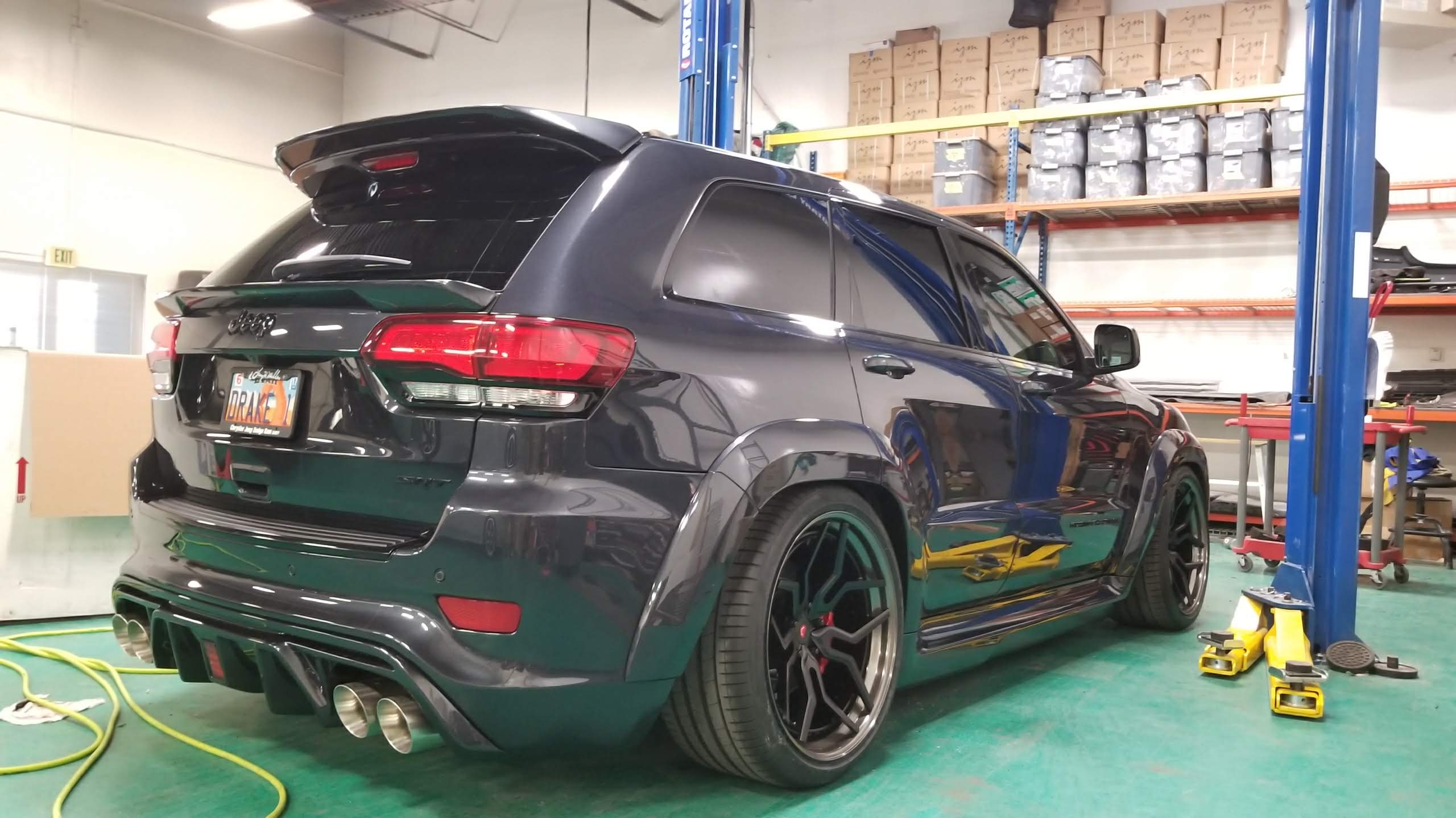 SRT-8 Cherokee